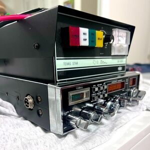 Radio equipment in pristine condition